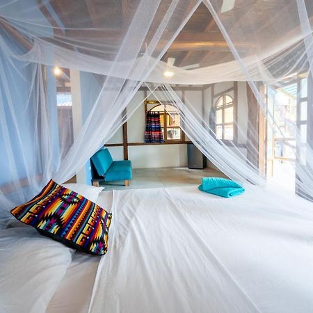 Casa Del Sol Hostel Montañita Εξωτερικό φωτογραφία