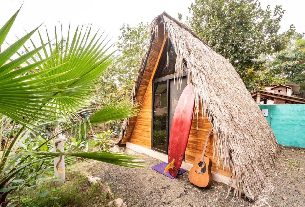 Casa Del Sol Hostel Montañita Εξωτερικό φωτογραφία