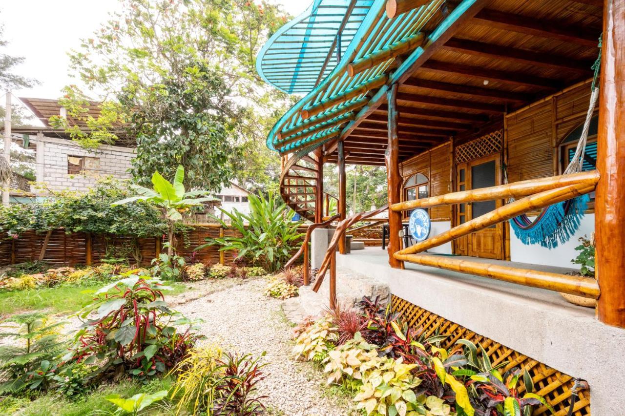 Casa Del Sol Hostel Montañita Εξωτερικό φωτογραφία