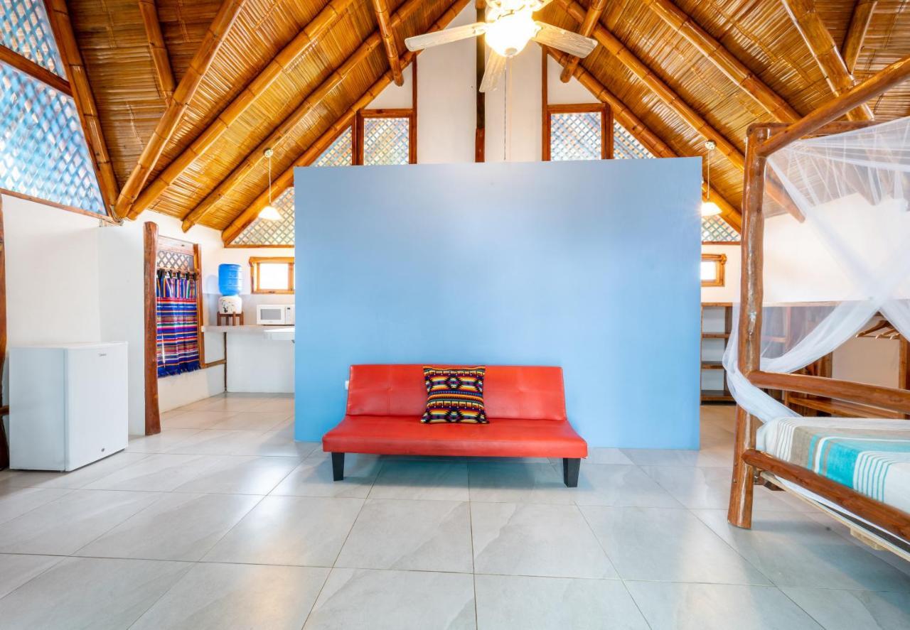 Casa Del Sol Hostel Montañita Εξωτερικό φωτογραφία