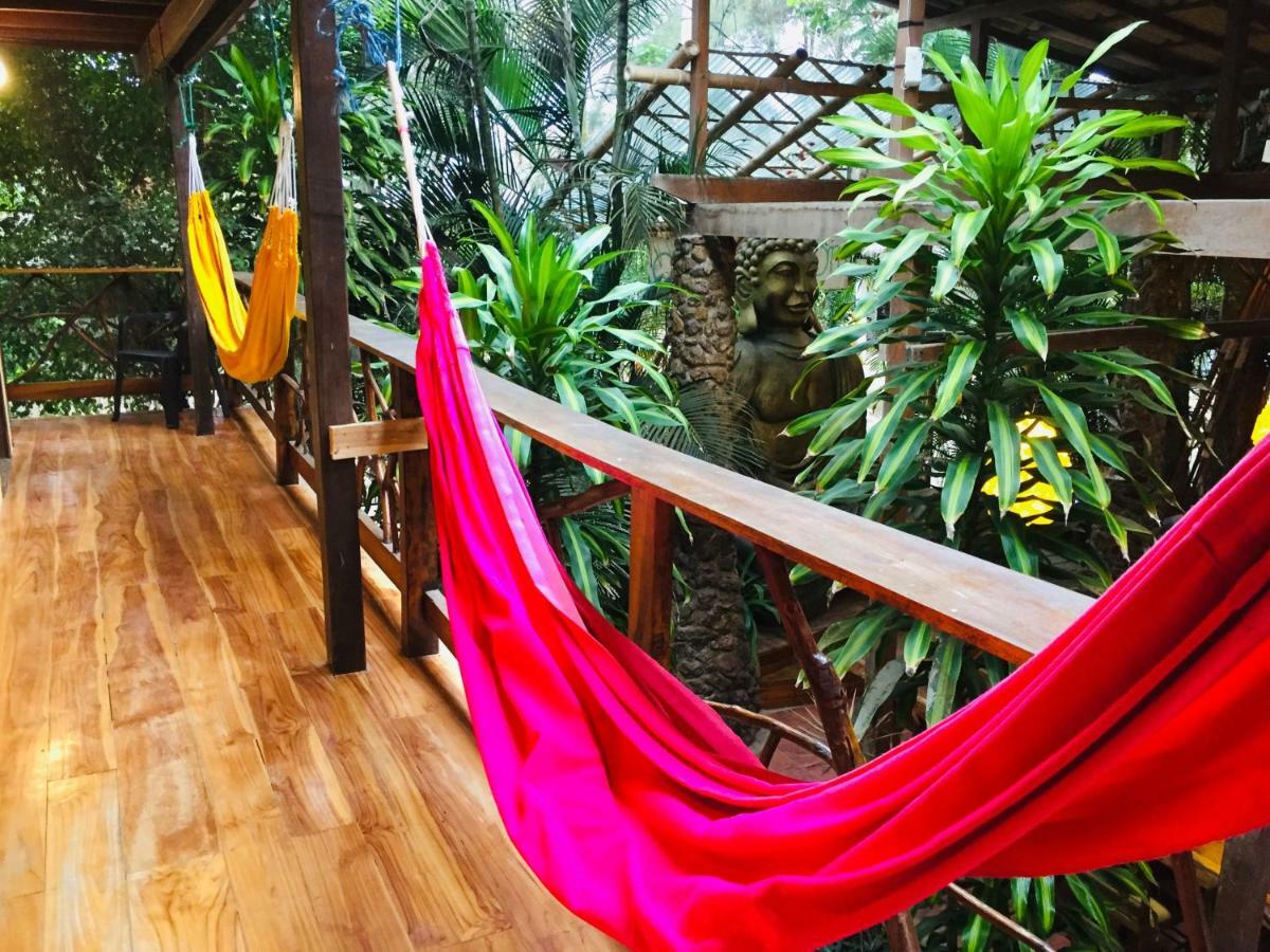 Casa Del Sol Hostel Montañita Εξωτερικό φωτογραφία